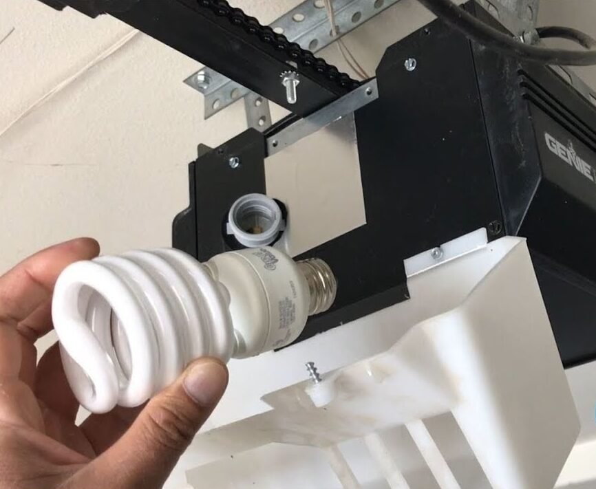 Professional garage door opener repair service in Holmes Beach – Expert technicians ready to fix your garage door issues quickly and efficiently.